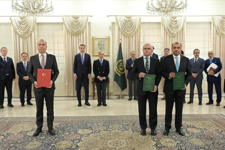 Pakistan, Türkiye deepen energy partnership with new agreements and strategic talks