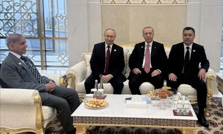 RT India Deletes Post Claiming PM Shehbaz ‘Waited’ for Putin, Calls It Misrepresentation