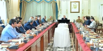 PM Shehbaz Announces Live Broadcast of PIA Privatisation Bidding on December 23