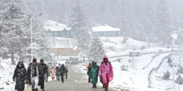 Fresh Snowfall Turns Upper Swat into Winter Wonderland, Tourists Flock to Malam Jabba
