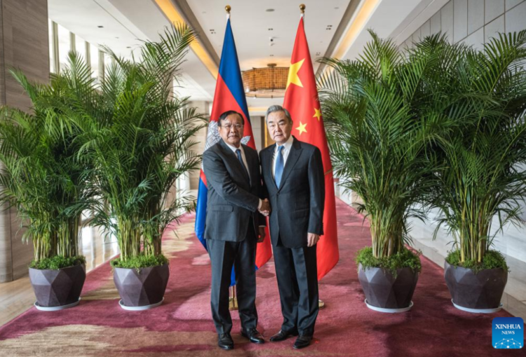 Thailand and Cambodia agree to ‘consolidate ceasefire’ in China talks