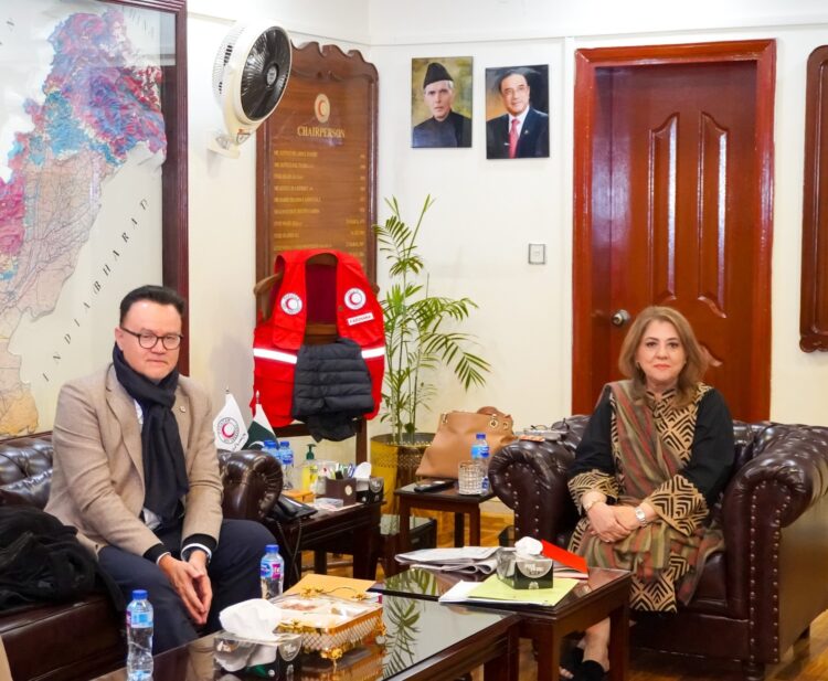 PRCS, ICRC Discuss Worsening Humanitarian Situation in Kurram, Tirah