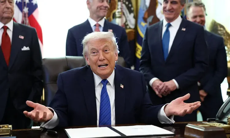 Trump Says Iran Appears Willing to Negotiate as U.S. Military Fleet Nears Region