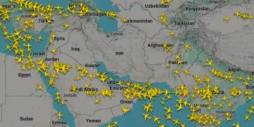 Airlines Suspend Middle East Flights After US and Israel Strike Iran