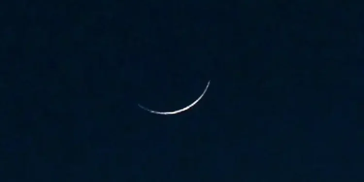 Ramazan Moon Sighted in Saudi Arabia, UAE and Afghanistan; Pakistan to Decide After Ruet-i-Hilal Meeting