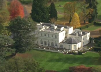 Police Continue Search of Prince Andrew’s Former Home Amid Public Office Misconduct Probe