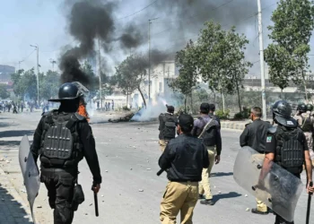 9 Dead in Karachi as Protests Erupt Nationwide After Assassination of Iran’s Supreme Leader