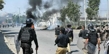 9 Dead in Karachi as Protests Erupt Nationwide After Assassination of Iran’s Supreme Leader