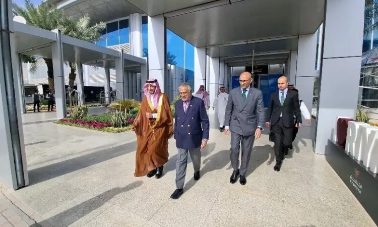 Ishaq Dar Arrives in Riyadh to Push for Immediate End to Middle East Conflict