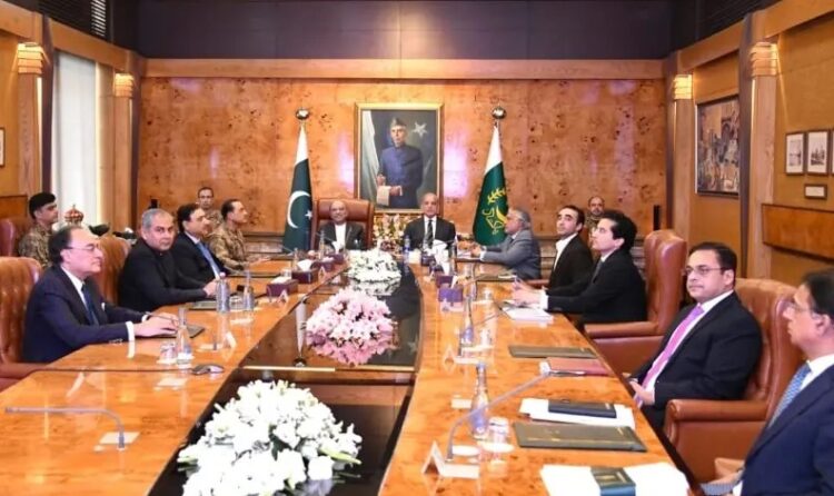 Zardari Chairs High-Level Meeting on Regional Challenges, Calls for National Unity