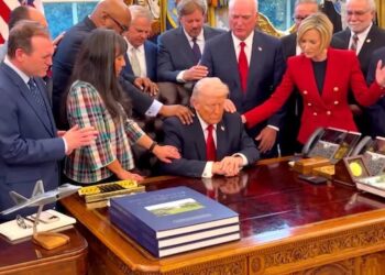 Trump Faces Strategic, Political, and Economic Challenges One Week into Iran War