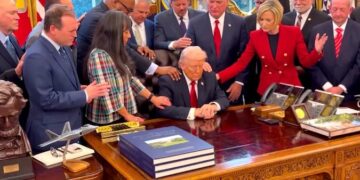 Trump Faces Strategic, Political, and Economic Challenges One Week into Iran War