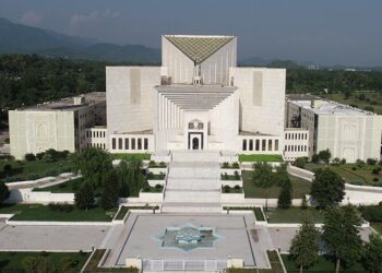 Courts Shift to Four-Day Work Week Amid Fuel Crisis, Encourage Video-Link Hearings