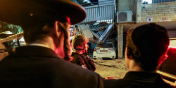 Pakistan has conveyed US proposal; Turkey or Pakistan could host talks, senior Iranian official says