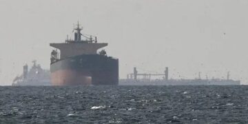 Global Shipping Faces Severe Disruption as Strait of Hormuz Tensions Leave Thousands of Ships Stranded