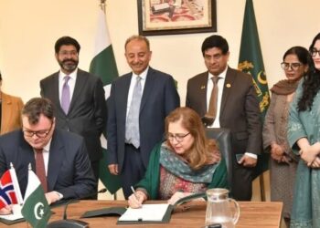 Pakistan, Norway Sign First-Ever Carbon Market Deal Under Paris Agreement