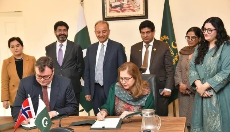 Pakistan, Norway Sign First-Ever Carbon Market Deal Under Paris Agreement