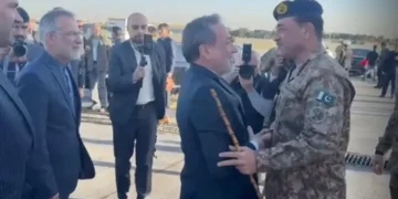 Pakistan Intensifies Mediation as Army Chief Arrives in Tehran