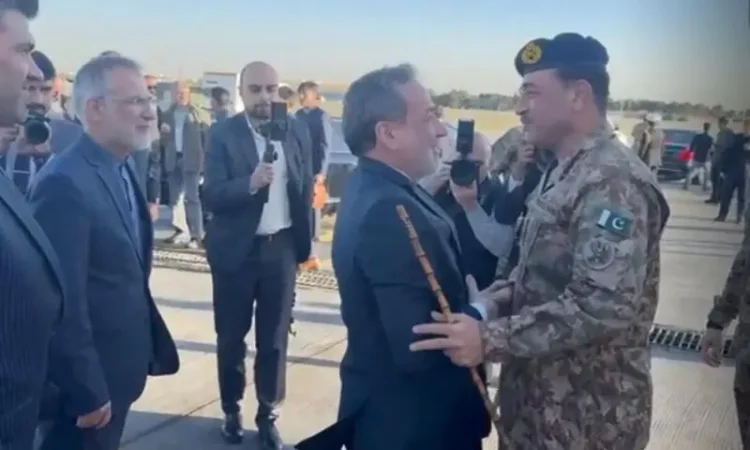 Pakistan Intensifies Mediation as Army Chief Arrives in Tehran