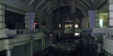 Pakistan Weighs Early Market Closures to Cut Energy Costs Amid Oil Crisis