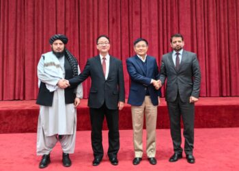 Pakistan, Afghanistan Agree to De-escalate Tensions in China-Hosted Talks